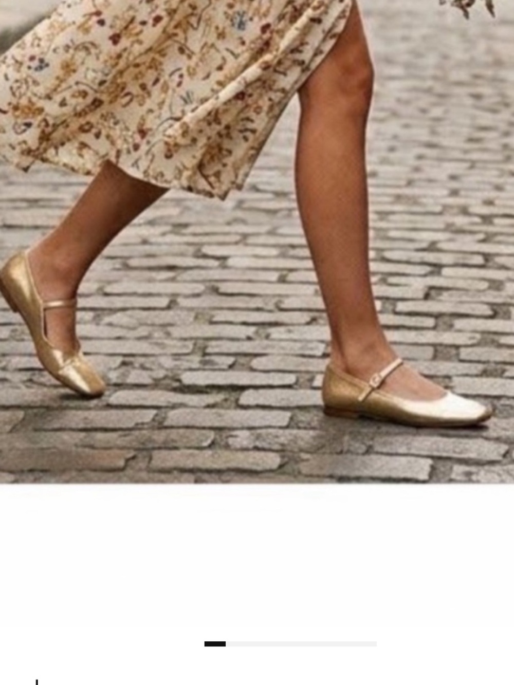 Musshoe Metallic Gold Mary Jane Flats with Slim Strap and Square Toe. Size 8
